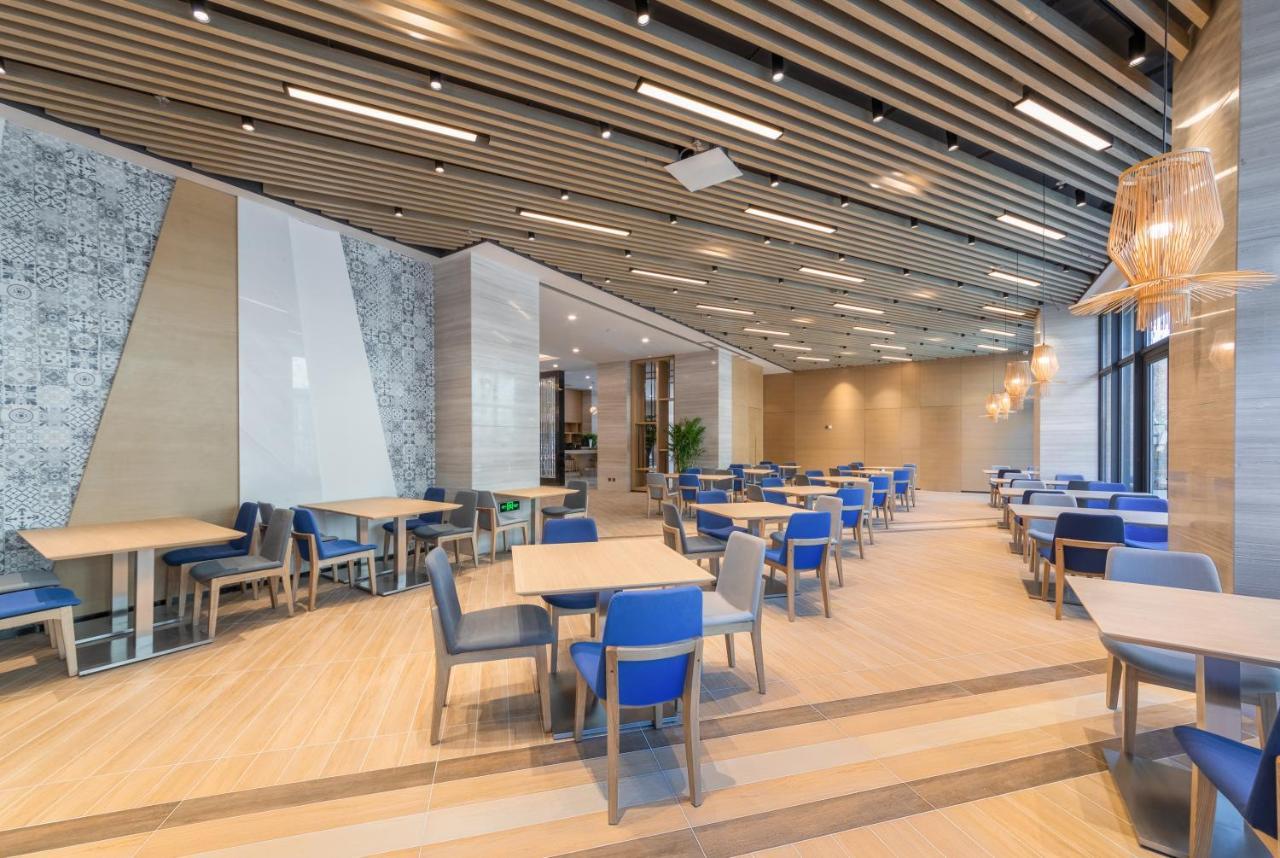 Holiday Inn Express Kaifeng City Center By Ihg Ngoại thất bức ảnh